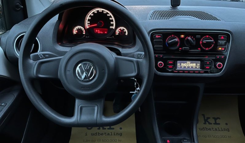 
								VW Up full									
