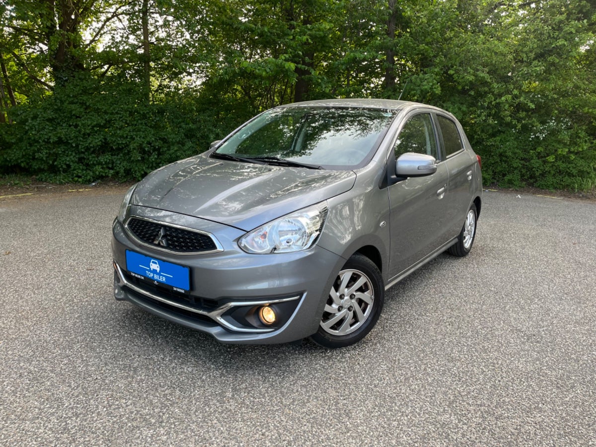 Mitsubishi Space Star 1,2 Invite+ CVT 5d