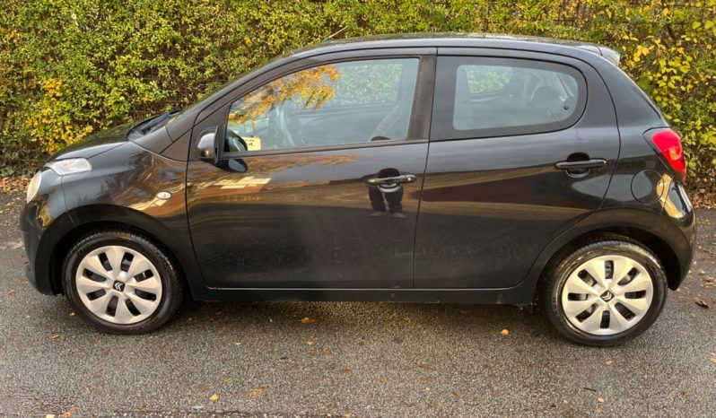 
								Citroën C1 1,2 PureTech 82 Shine 5d full									