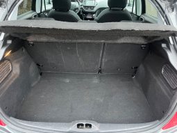 
										Peugeot 208 1,2 VTi Allure Sky 5d full									