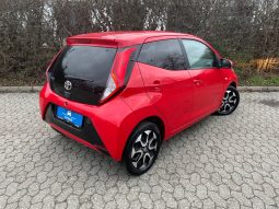 
										Toyota Aygo 1,0 VVT-i x-clusiv x-shift 5d full									
