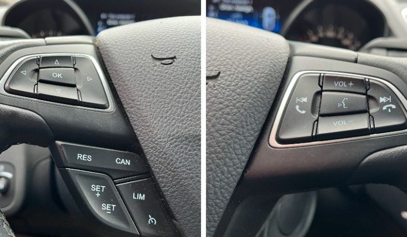 
								Ford C-MAX 1,0 SCTi 125 Titanium+ 5d full									