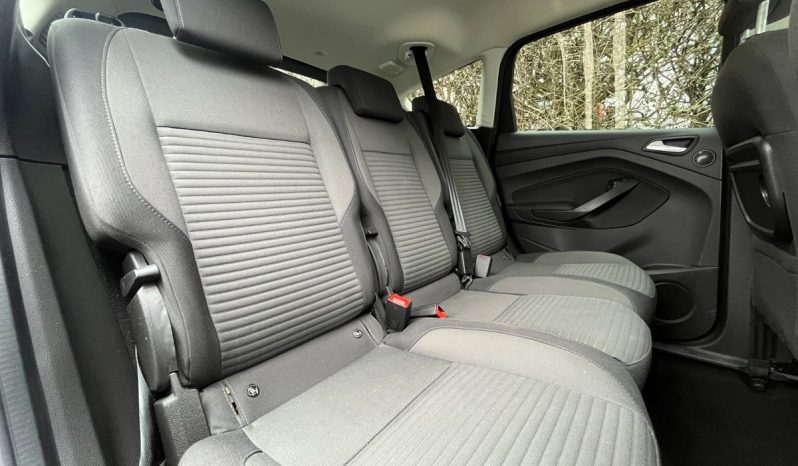 
								Ford C-MAX 1,0 SCTi 125 Titanium+ 5d full									