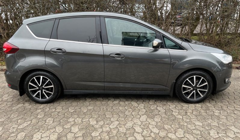 
								Ford C-MAX 1,0 SCTi 125 Titanium+ 5d full									