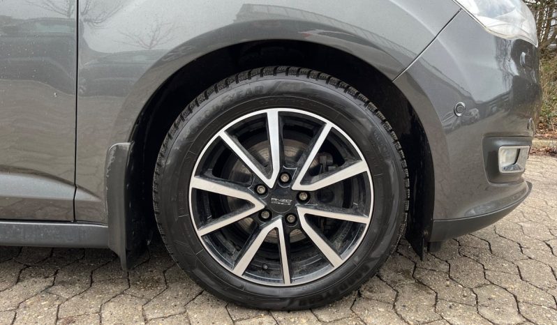 
								Ford C-MAX 1,0 SCTi 125 Titanium+ 5d full									