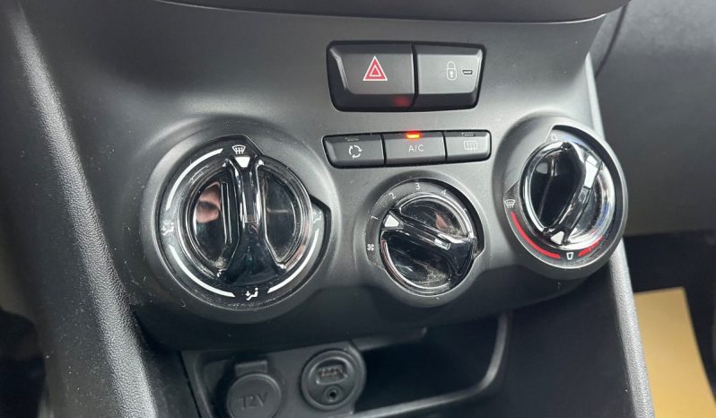
								Peugeot 208 1,2 VTi Active 5d full									