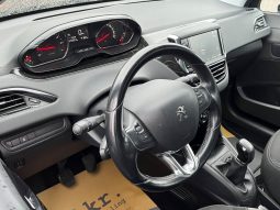 
										Peugeot 208 1,2 VTi Active 5d full									