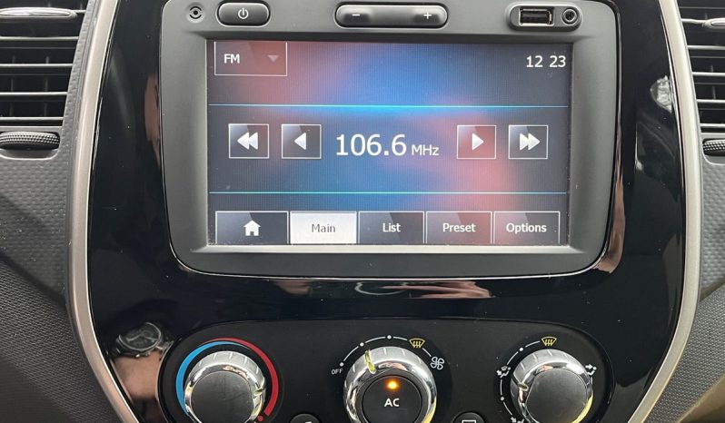 
								Renault Captur 0,9 TCe 90 Dynamique 5d full									