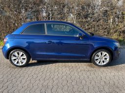 
										Audi A1 1,4 TFSi 122 S-line S-tr. 3d full									