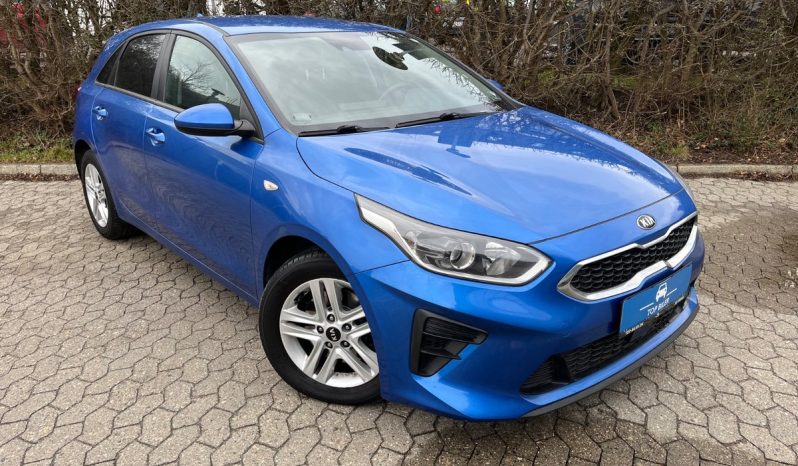 
								Kia Ceed 1,0 T-GDi Collection 5d full									