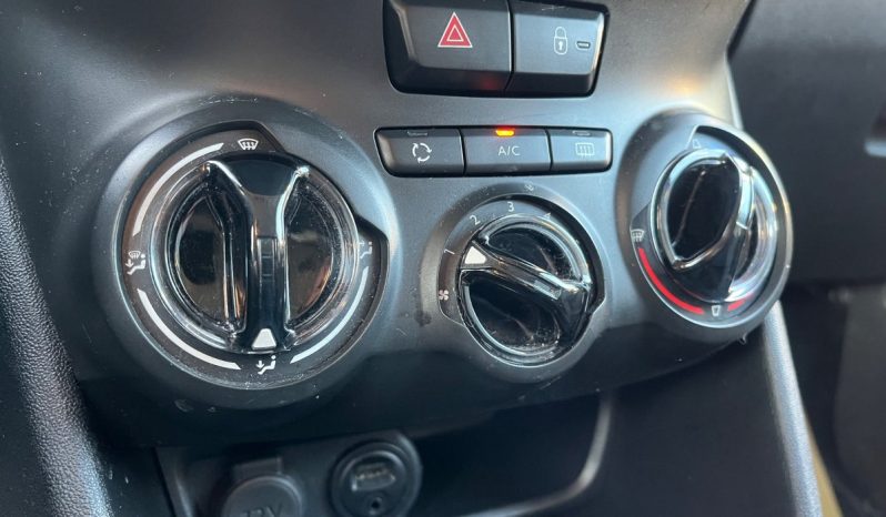 
								Peugeot 208 1,2 VTi 82 Allure 5d full									
