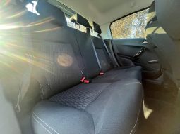 
										Peugeot 208 1,2 VTi 82 Allure 5d full									