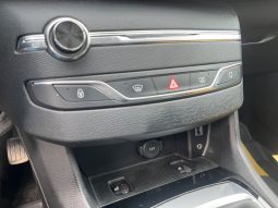
										Peugeot 308 1,2 e-THP 110 Active SW 5d full									