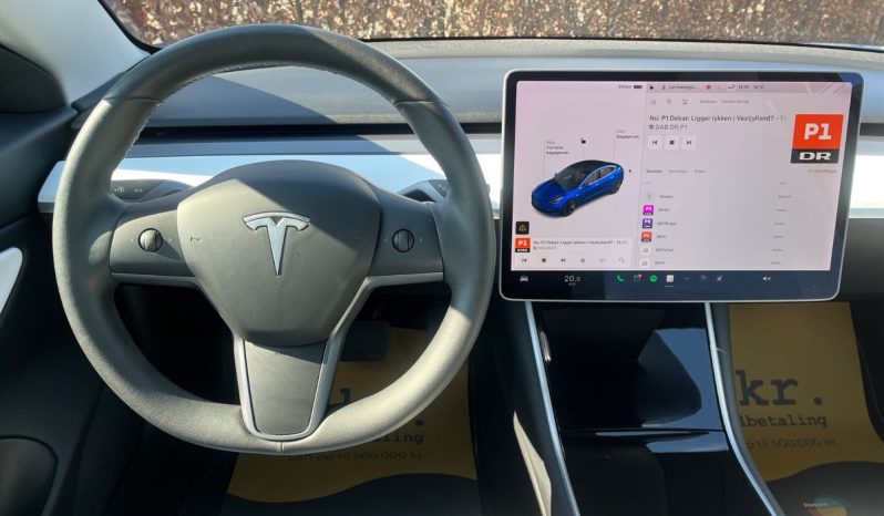 
								Tesla Model 3 Long Range AWD 4d full									