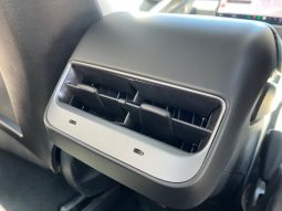 
										Tesla Model 3 Long Range AWD 4d full									