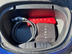 
										Tesla Model 3 Long Range AWD 4d full									