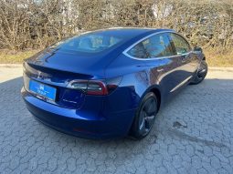 
										Tesla Model 3 Long Range AWD 4d full									
