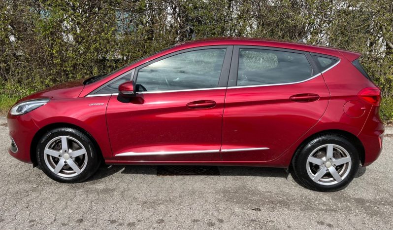 
								Ford Fiesta 1,0 EcoBoost Vignale 5d full									