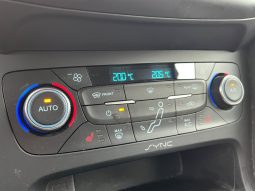 
										Ford Focus 1,0 SCTi 125 Titanium stc. 5d full									