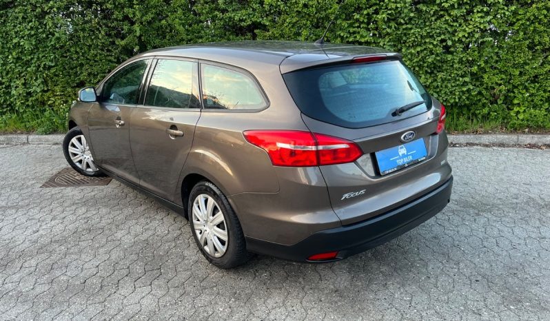 
								Ford Focus 1,0 SCTi 125 Business stc. 5d full									