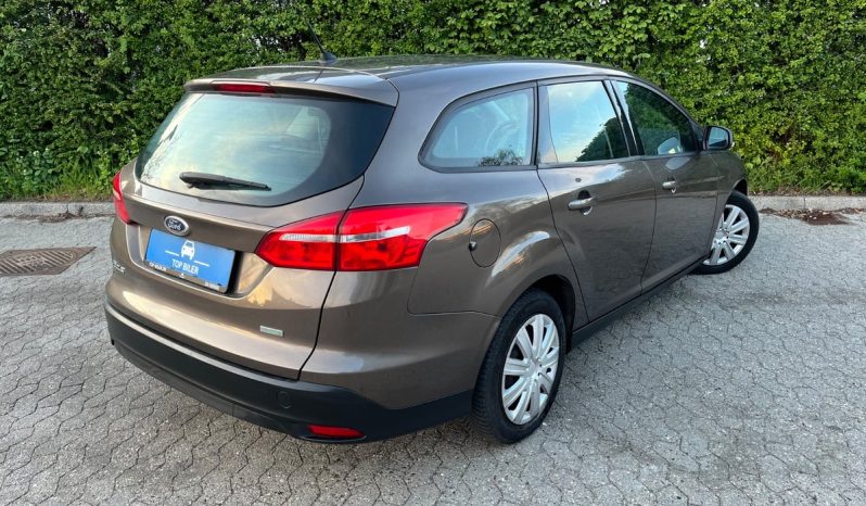 
								Ford Focus 1,0 SCTi 125 Business stc. 5d full									