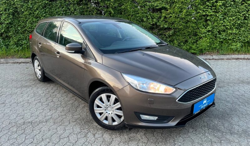 
								Ford Focus 1,0 SCTi 125 Business stc. 5d full									