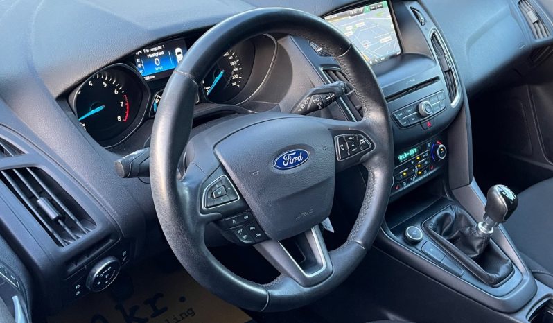 
								Ford Focus 1,0 SCTi 125 Business stc. 5d full									