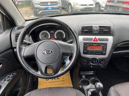 
										Kia Picanto 1,1 Pure 5d full									