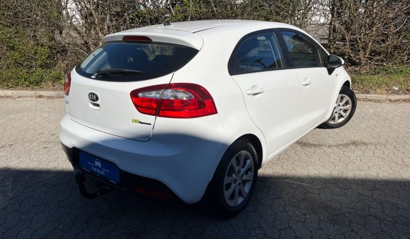 
								Kia Rio 1,2 CVVT Active 5d full									