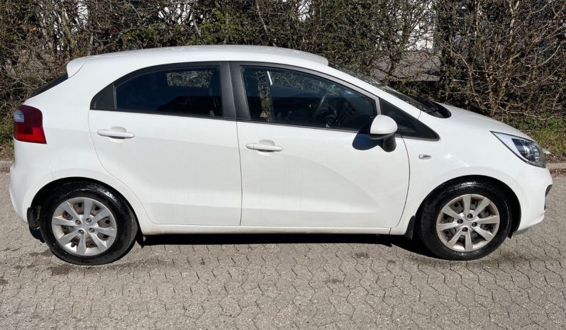 
								Kia Rio 1,2 CVVT Active 5d full									