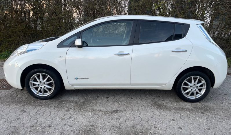 
								Nissan Leaf 24 Tekna 5d full									