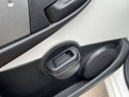 
										Peugeot 107 1,0 Cool 5d full									
