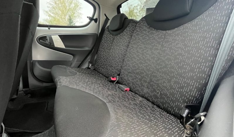 
								Peugeot 107 1,0 Cool 5d full									