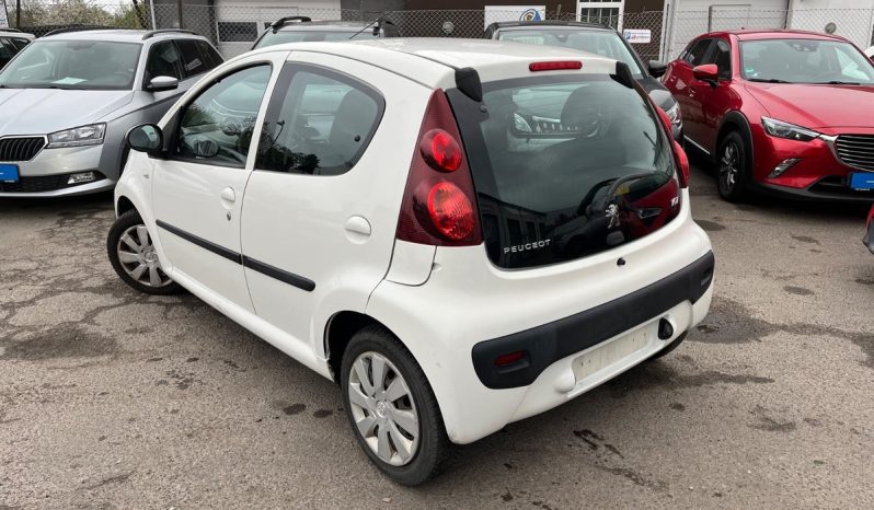 
								Peugeot 107 1,0 Cool 5d full									
