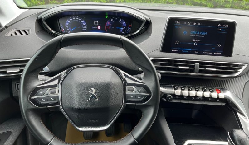 
								Peugeot 3008 1,2 e-THP 130 Allure 5d full									