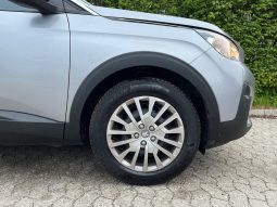 
										Peugeot 3008 1,2 e-THP 130 Allure 5d full									