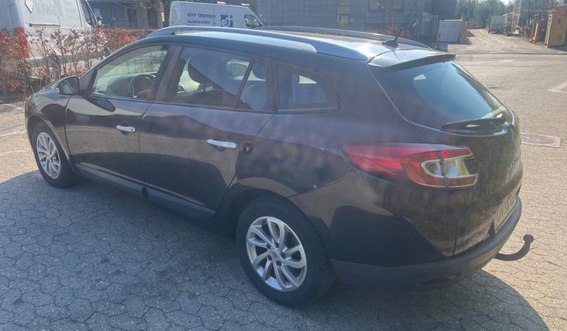 
								Renault Megane III 1,5 dCi 110 Expression Sport Tourer 5d full									