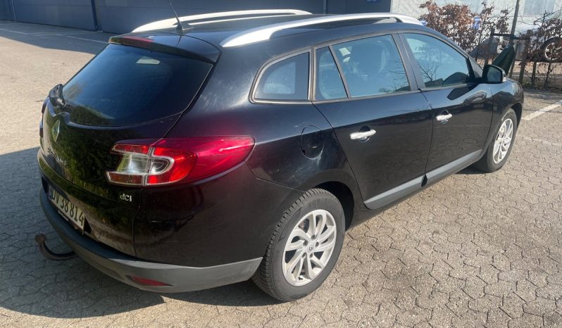 
								Renault Megane III 1,5 dCi 110 Expression Sport Tourer 5d full									