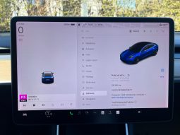 
										Tesla Model 3 Long Range AWD 4d full									