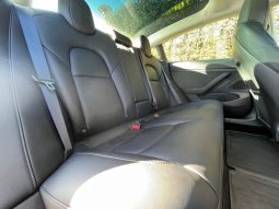
										Tesla Model 3 Long Range AWD 4d full									
