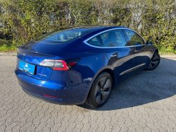 
										Tesla Model 3 Long Range AWD 4d full									