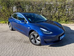 
										Tesla Model 3 Long Range AWD 4d full									