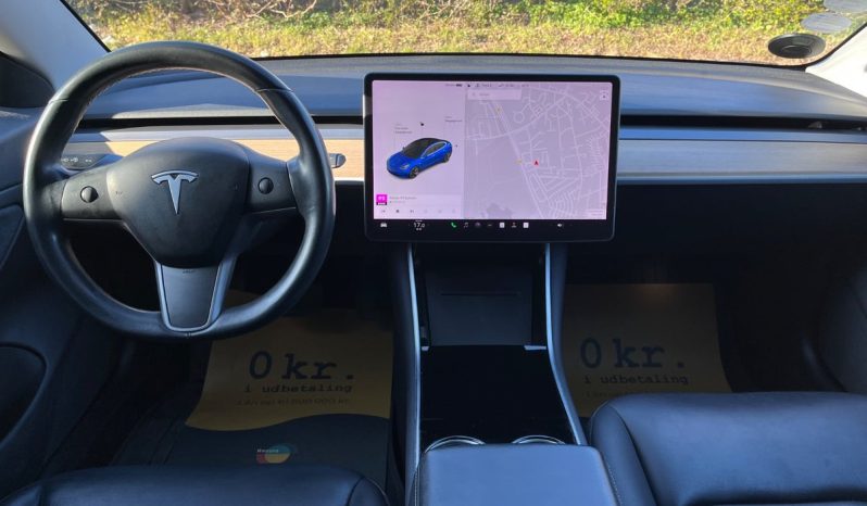 
								Tesla Model 3 Long Range AWD 4d full									