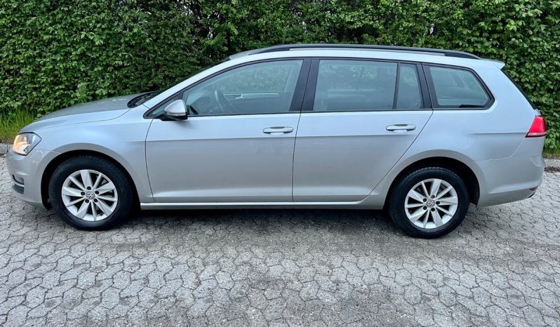 
								VW Golf VII 1,4 TSi 122 Highline Variant DSG BMT 5d full									