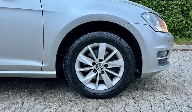 
								VW Golf VII 1,4 TSi 122 Highline Variant DSG BMT 5d full									