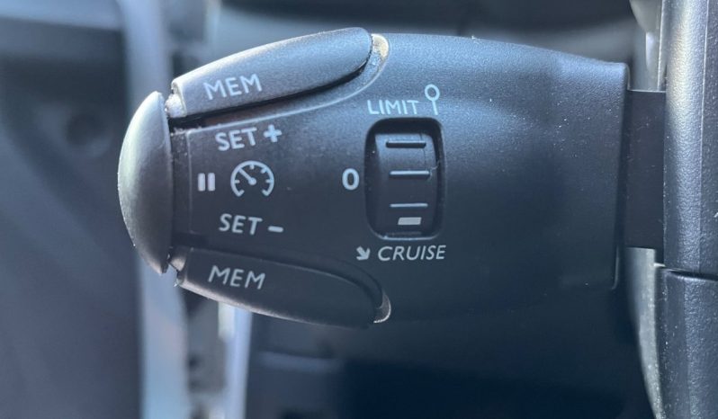 
								Citroën C3 1,2 PureTech 83 Shine 5d full									