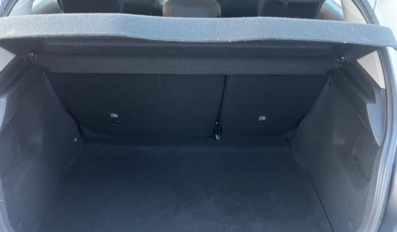 
								Citroën C3 1,2 PureTech 83 Shine 5d full									