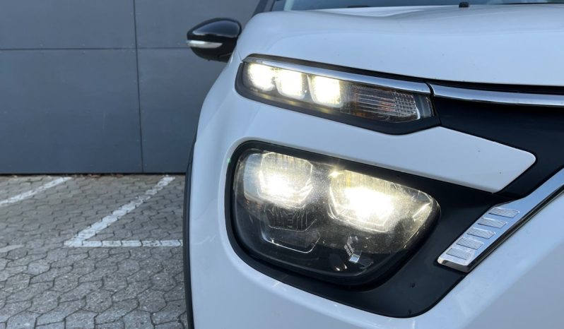 
								Citroën C3 1,2 PureTech 83 Shine 5d full									