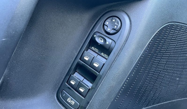 
								Citroën C3 1,2 VTi 82 Seduction ETG 5d full									