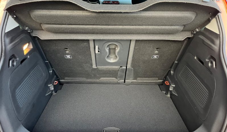 
								Citroën C3 Aircross 1,2 PureTech 110 Feel+ EAT6 5d full									